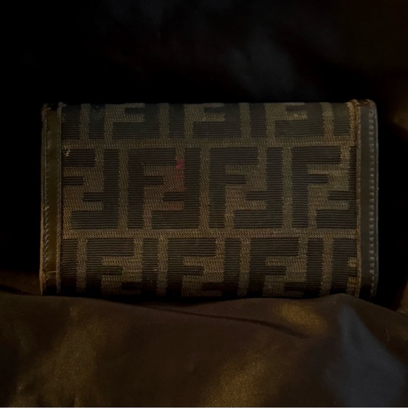 SOLD Authentic FENDI Zucca Trifold Zip Wallet Brown Canvas/Leather Made Italy - Picture 7 of 13